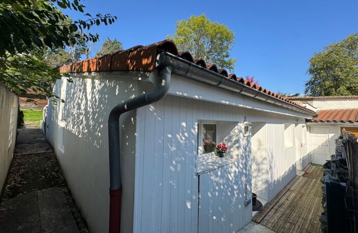 Champagne au Mont d'or, proche centre, maison 112m² sur terrain 1547m² — photo 3
