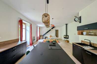 Maison 9 pièces 399000 €