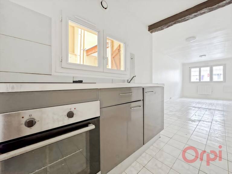 Studio de 25,74 m² à SAINT-LEU-LA-FORÊT — photo 1