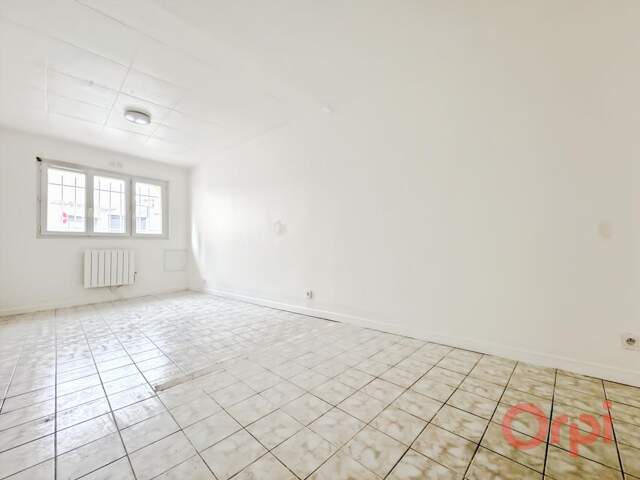 Studio de 25,74 m² en plein centre-ville, à quelques minutes de la gare de Saint-Leu-la-Forêt — photo du bien