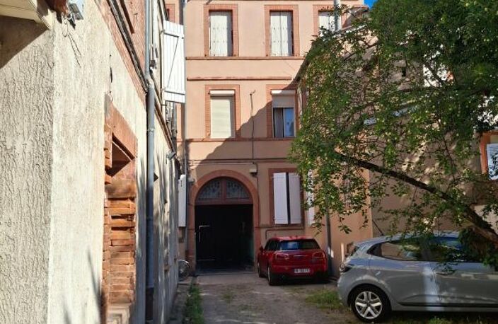 TOULOUSE - LES CHALETS -APPARTEMENT T2 31 M² RENOVE — photo 2