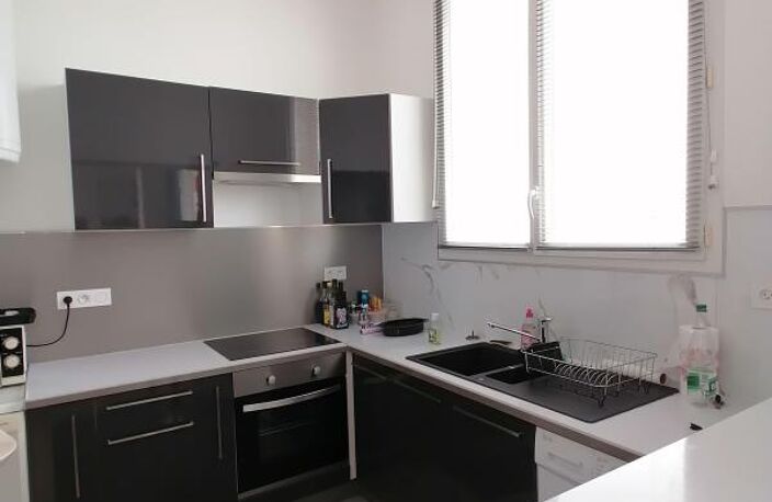 Appartement À Vendre — photo 2