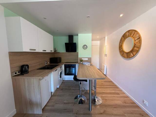 STUDIO VENDU MEUBLE - CENTRE VILLE — photo du bien