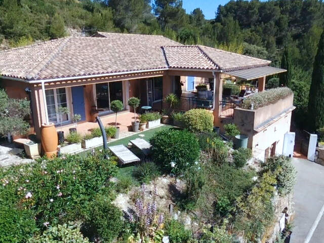Maison Villeneuve Les Avignon 5 pièce(s) 221 m2 — photo du bien