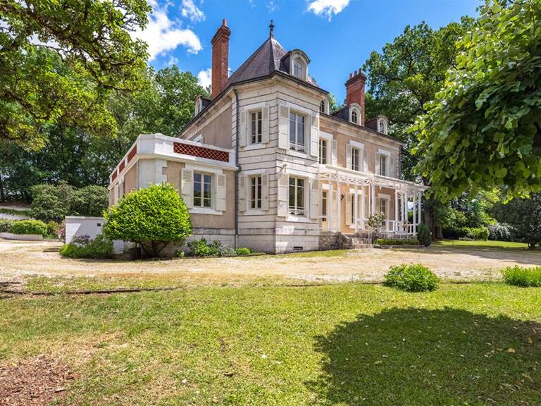 VILLA — photo 1