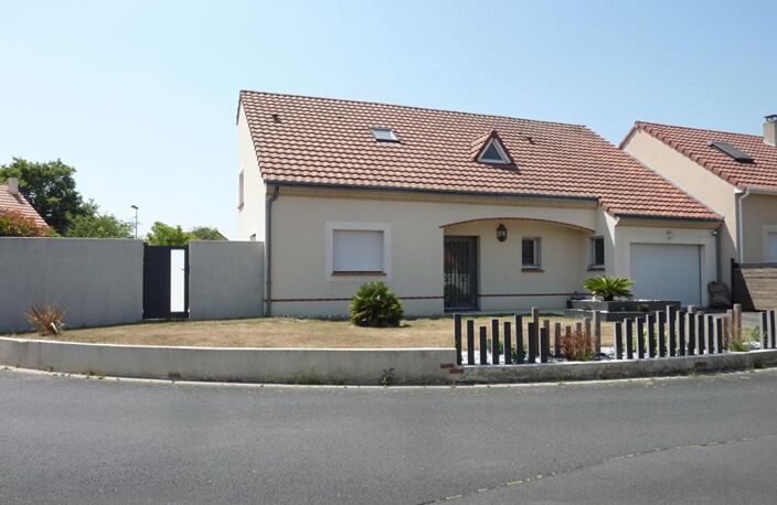 Maison Cholet 8 pièce(s) 160 m2 — photo 2
