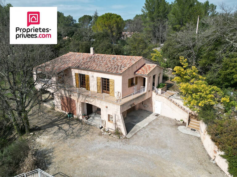 Villa Lorgues  150 m² sur  5070 m² — photo 1