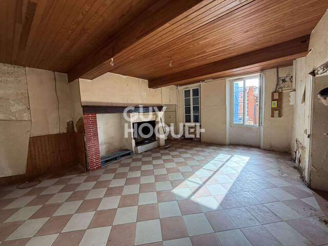 Maison 287 m² à rénover — photo du bien