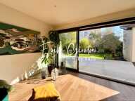 Maison familliale d'exception au coeur de Miribel - Jardin et terrasse — photo 3