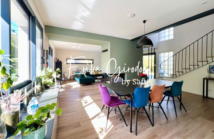 Maison familliale d'exception au coeur de Miribel - Jardin et terrasse — photo 4