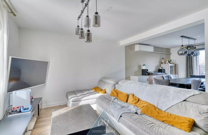 Meyzieu – Maison familiale T5 de 108 m² avec garage et jardin — photo 5