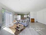 Maison en brique récente plain-pied avec jardin — photo 4