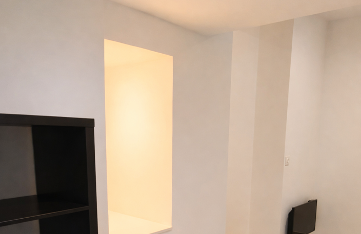 T1 meublé rénové et climatisé — photo 4