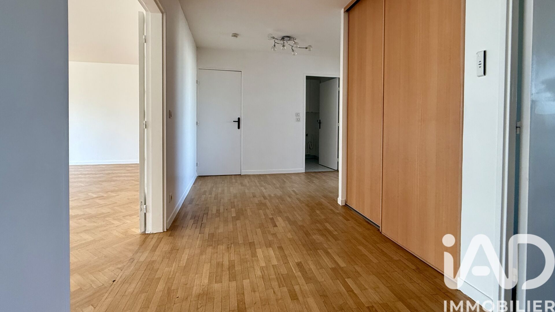 Vente Appartement 5 pièces - Photo 2