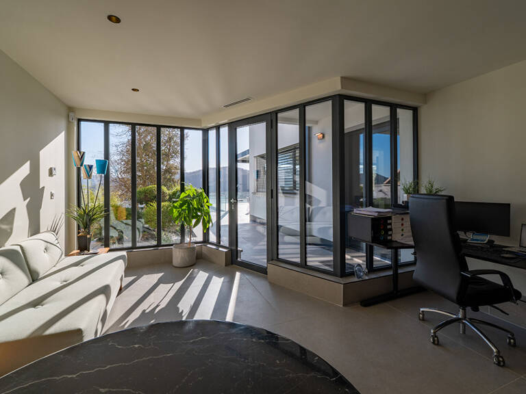 VILLA CONTEMPORAINE  DE  PRESTIGE : 256m² sur  parcelle 913m²  - Panorama exceptionnel sur la Vallée du Rhône — photo 1