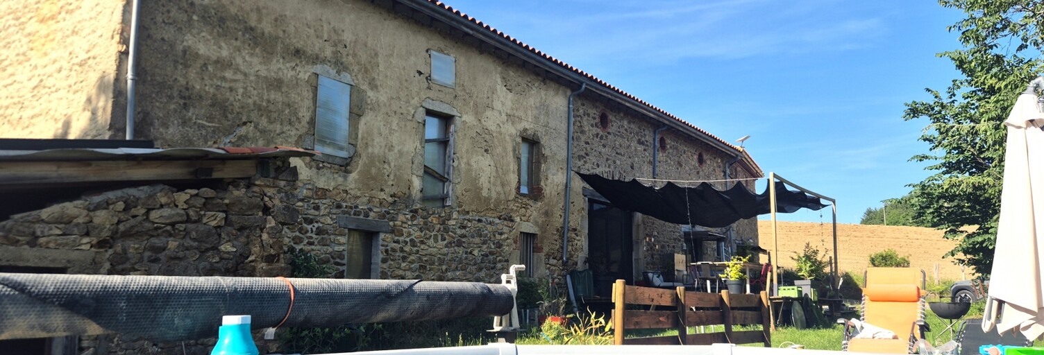 Maison 10 Pièces 271 m² à vendre à Le Vernet-Chaméane (63580)