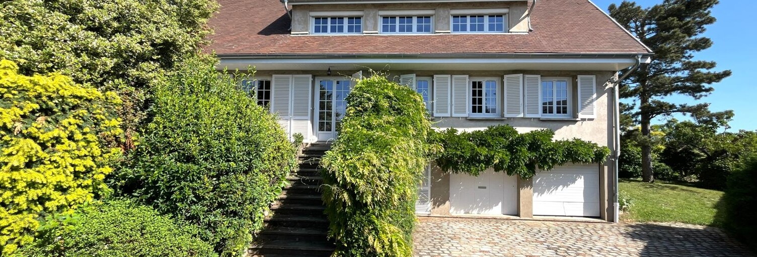 Maison 9 Pièces 177 m² à vendre à Saint-Étienne (42100)