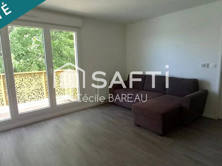 T2 lumineux avec balcon et 2 parking — photo 1