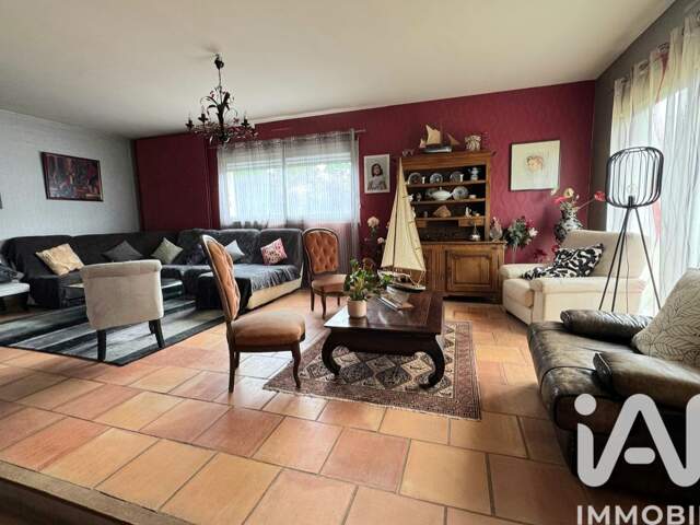 Vente Maison traditionnelle 8 pièces — photo du bien