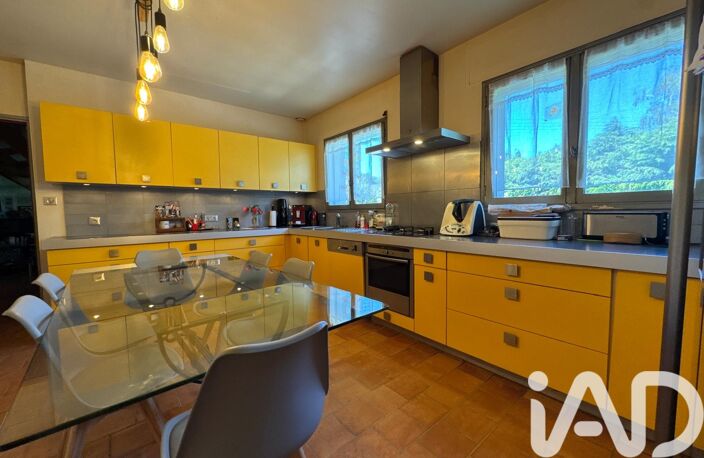 Vente Maison traditionnelle 8 pièces — photo 3