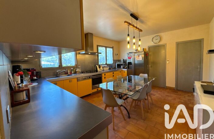 Vente Maison traditionnelle 8 pièces — photo 4