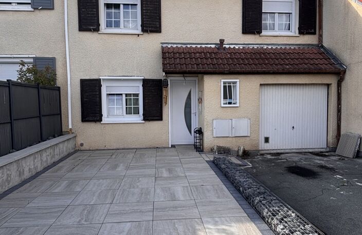Vente Maison/villa 5 pièces — photo 2