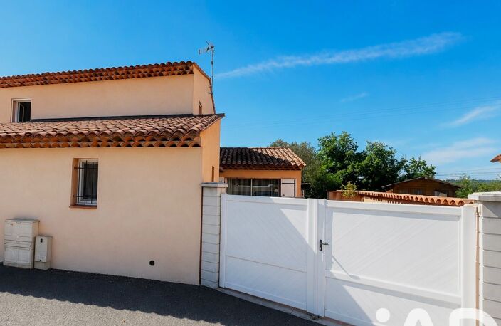 Vente Maison/villa 4 pièces — photo 3