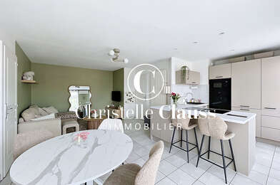 Appartement 3 pièces 215250 €