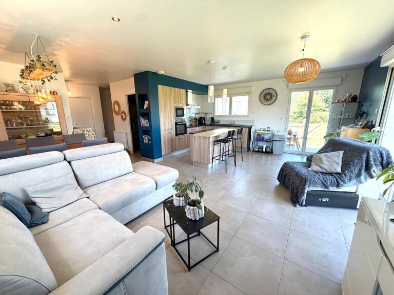 Maison contemporaine de plain-pied de 107 m² sur 1 000 m² de terrain – 4 chambres, garage et suite parentale — photo 1