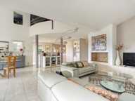 L'UNION - Villa d’architecte T6 au calme absolu – Pièce de vie déplafonnée de 75 m², terrain piscinable et dépendances — photo 2