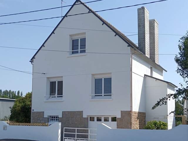 Coup de coeur à Loudéac - Maison rénovée de 97 m2 avec jardin de 800 m2 clos - sous-sol complet — photo du bien