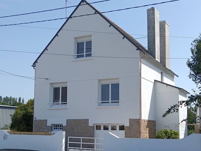 Coup de coeur à Loudéac - Maison rénovée de 97 m2 avec jardin de 800 m2 clos - sous-sol complet — photo 1
