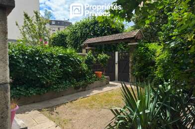 Maison 8 pièces 1550000 €