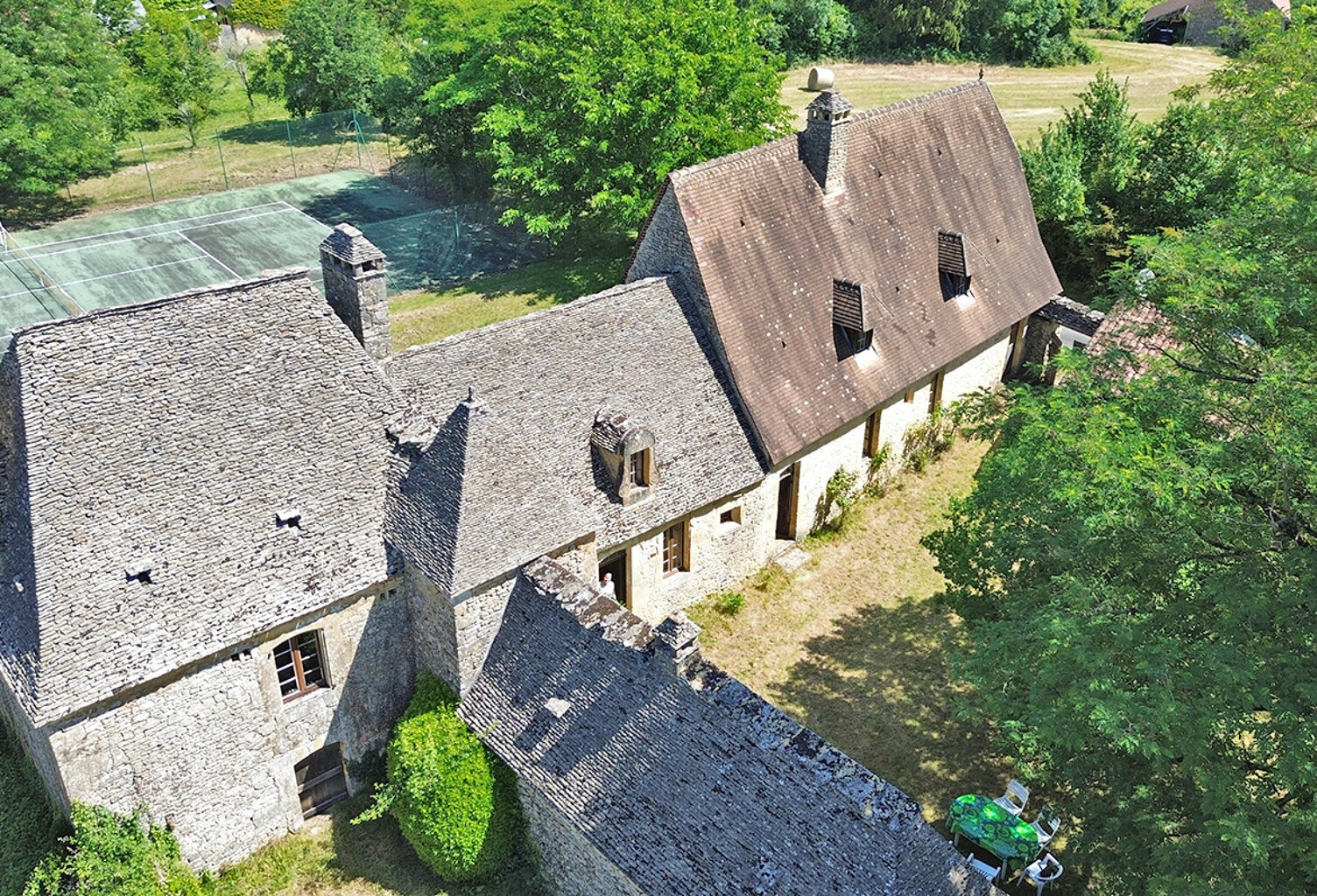 Propriété de caractère de 213 m2 — photo 1