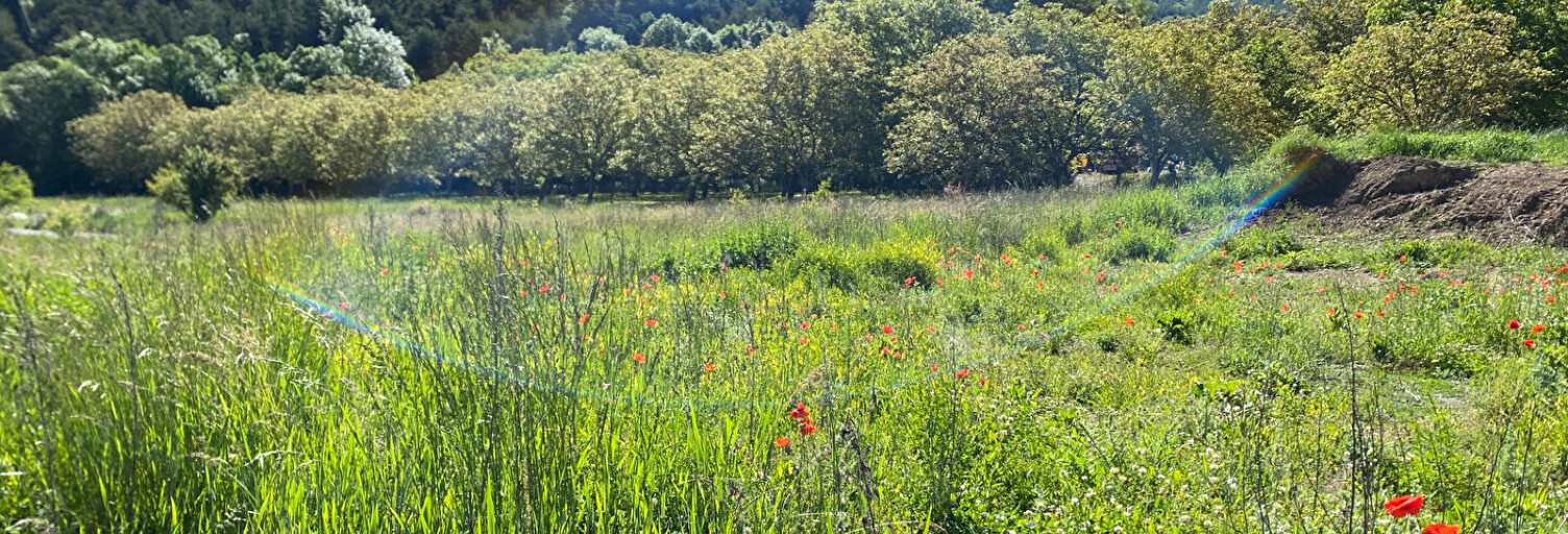 Terrain  652 m² à vendre à Saint-Étienne-le-Laus (05130)