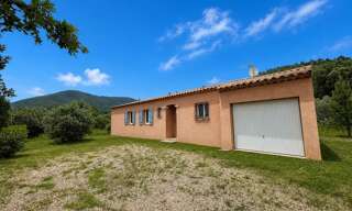 Maison 5 Pièces 110 m² à vendre à Les Mayons (83340)