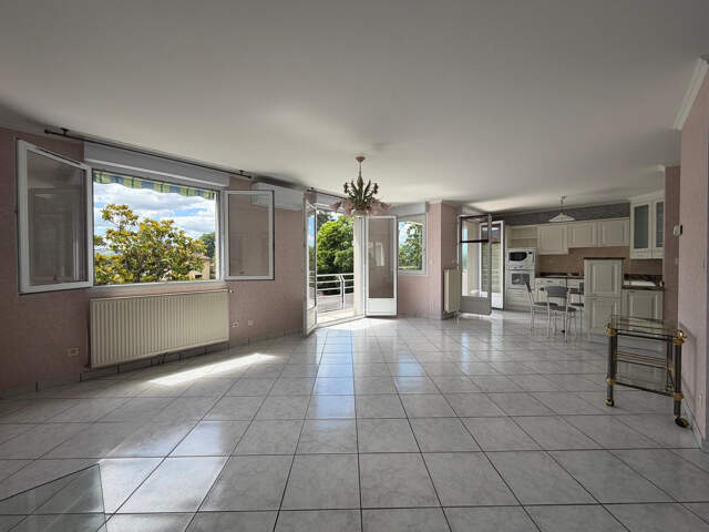ST CHAMOND - LA VALETTE - Grand 2 pièces 68m2 — photo du bien