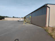 HANGAR 1 ET 2 - 200 M2 — photo 4