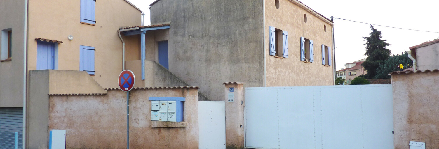 Garage  18 m² à louer à La Farlède (83210)