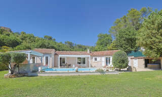 Maison 6 Pièces 149 m² à vendre à Méounes-lès-Montrieux (83136)