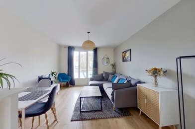 Appartement 3 pièces 928 €