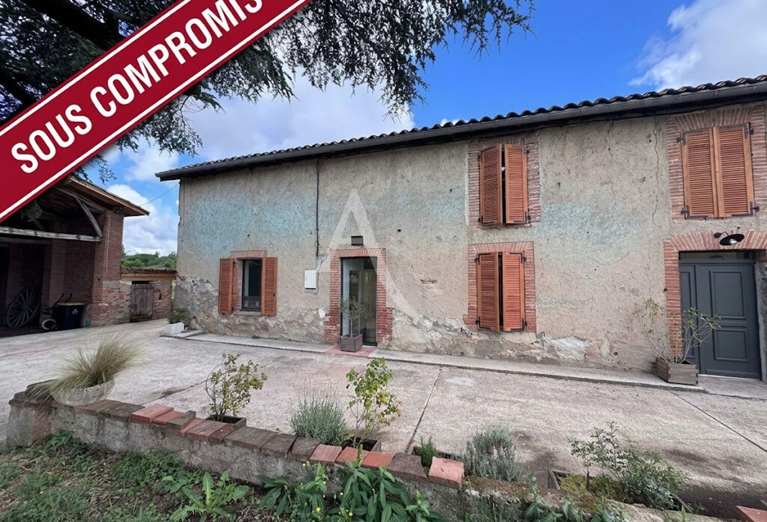 Lagrave, Maison de caractère de +/- 197 m² — photo 1