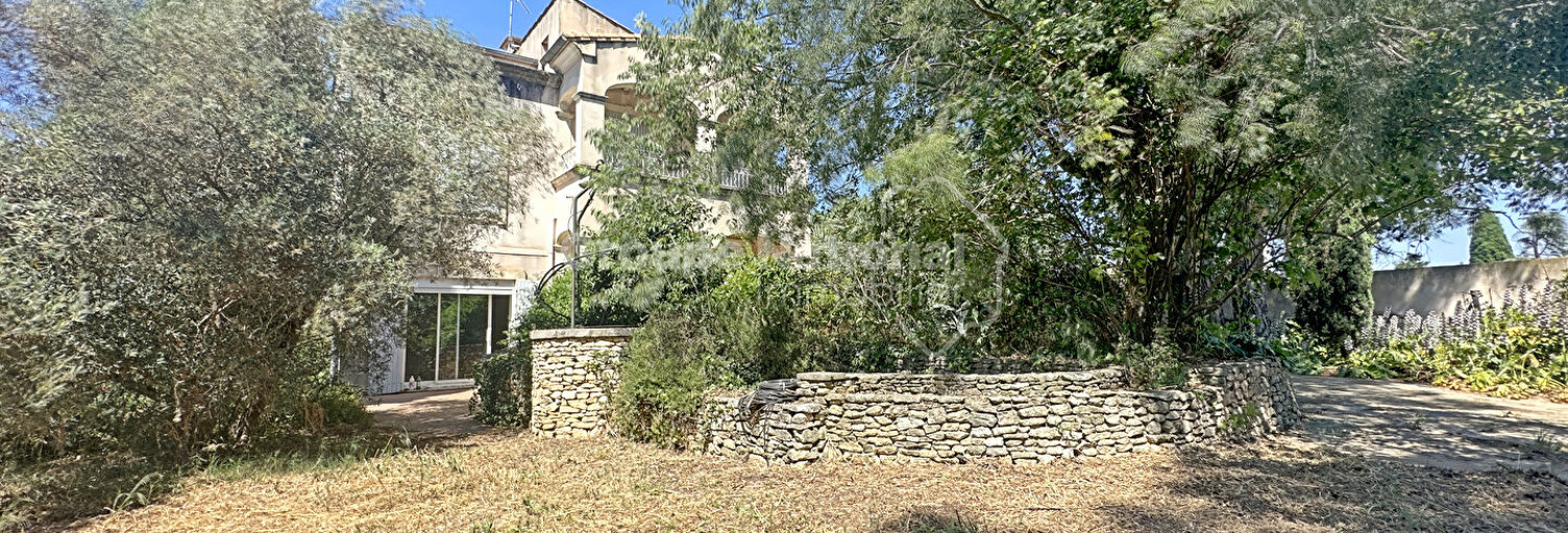 Maison 6 Pièces 141 m² à vendre à Fourques (30300)