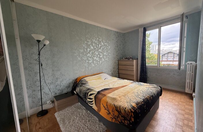 Strasbourg-Febvotte, Appartement Type 5 avec ascenseur, balcon. — photo 4