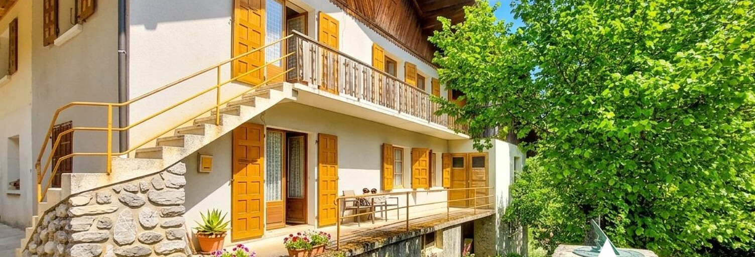 Maison 11 Pièces 110 m² à vendre à Seytroux (74430)