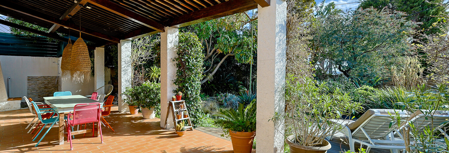 Appartement 5 Pièces 105 m² à vendre à Le Lavandou (83980)