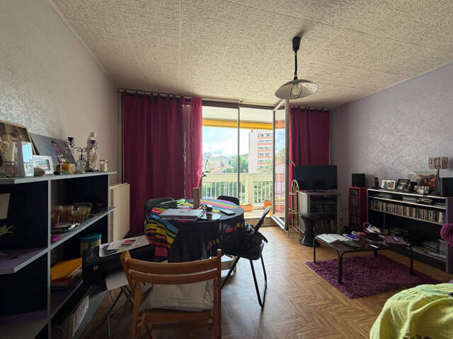 MONTPLAISIR - 3 pc + cuisine 60m2 — photo du bien
