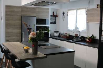 Maison 4 pièces 738 €