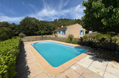Maison de plain-pied avec piscine et 4000m2 de terrain - vue — photo du bien