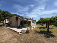 Maison de plain-pied avec piscine et 4000m2 de terrain - vue — photo 4